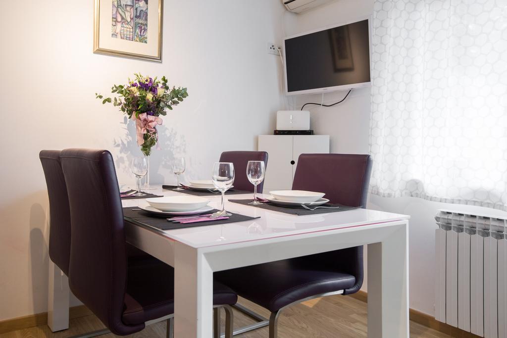 Apartment Max ซาเกร็บ ภายนอก รูปภาพ